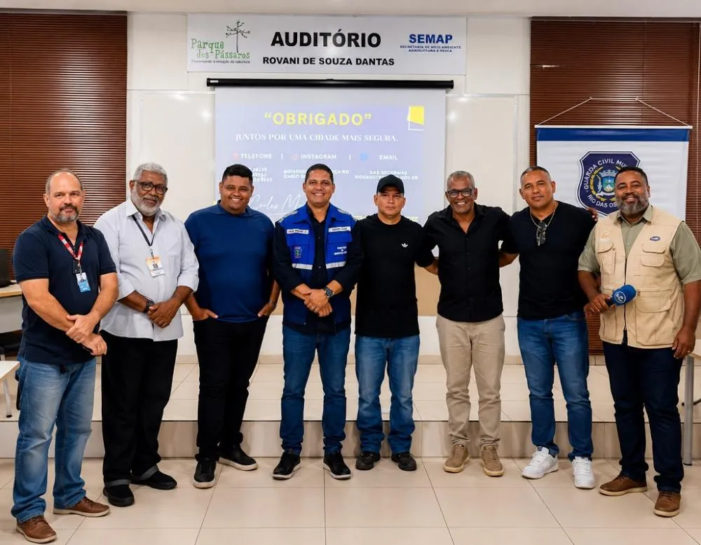 Secretário Carlos Menegasi apresentou as medidas durante encontro com representantes da imprensa local. Foto: Divulgação