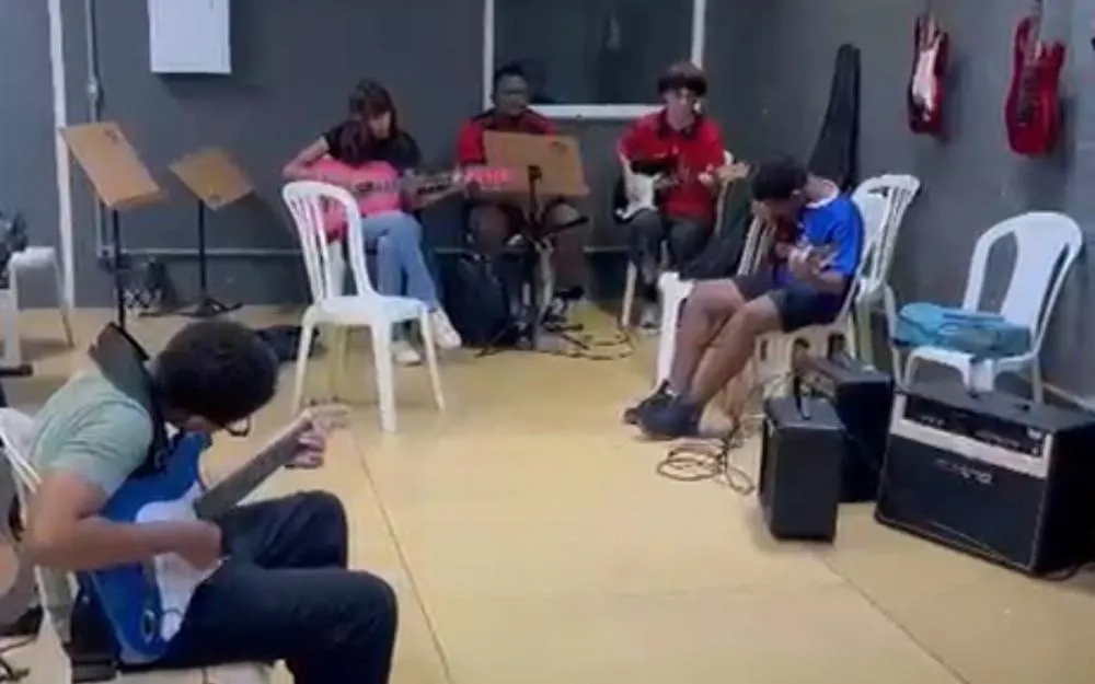Centro de Formação Artística promove Onda em Movimento em Rio das Ostras
