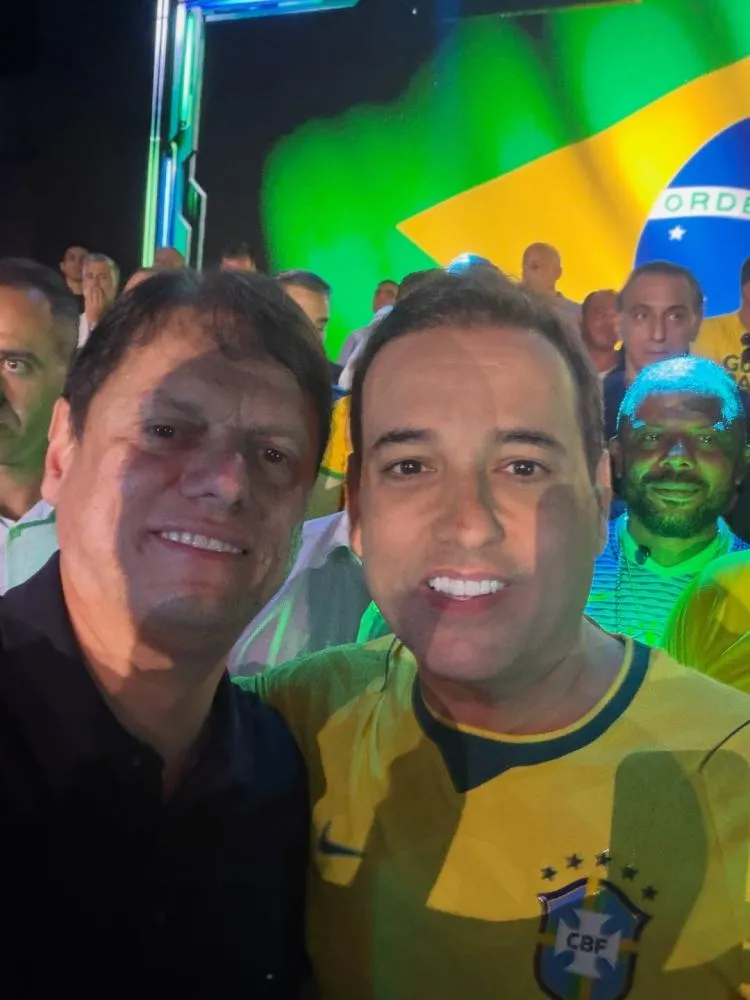 André Português reafirma apoio a Flávio Bolsonaro durante agenda política em São Paulo