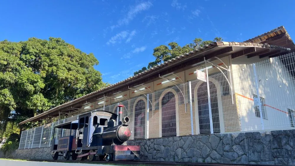 Rocha Leão ganha novo prédio da Escola Municipal