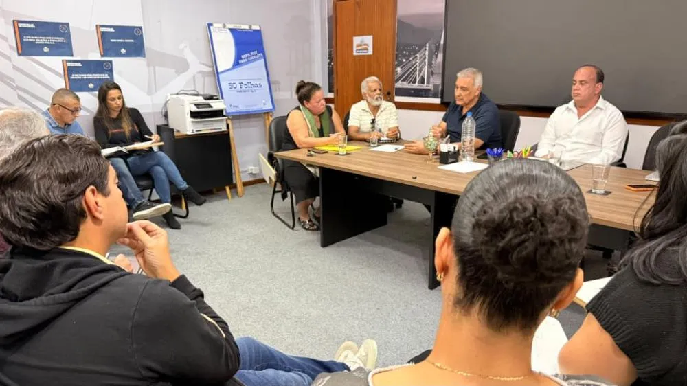 Prefeitura apresenta investimentos e recebe demandas do Conselho Municipal de Saúde em reunião de trabalho