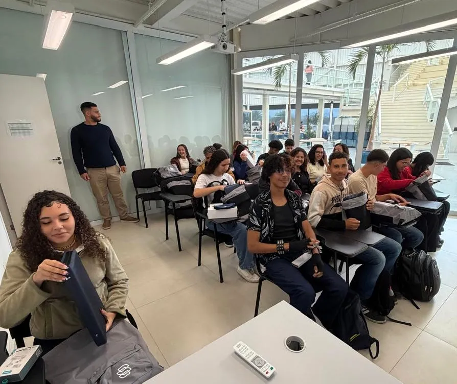 Seagems amplia programa educacional e reforça formação de jovens para o mercado offshore 