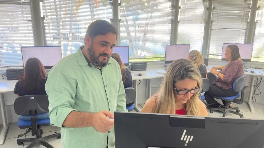 Rio das Ostras abre 247 vagas para cursos gratuitos de informática