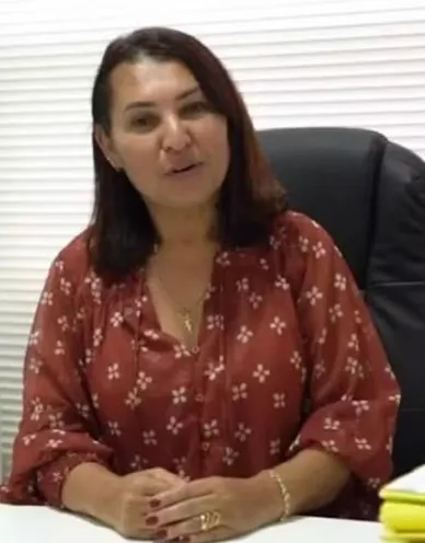 O Tribunal de Justiça do Estado do Rio de Janeiro determinou o retorno de Roseli de Almeida Pereira ao comando da Secretaria Municipal de Meio Ambiente de Armação dos Búzios, suspendendo o afastamento cautelar anteriormente imposto. Foto: Reprodução