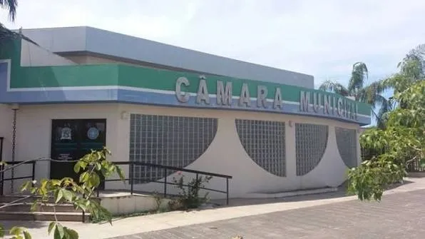 Quase cinco mil candidatos aguardam a divulgação do gabarito preliminar do concurso da Câmara de Rio das Ostras após adiamento anunciado pela banca organizadora. Foto: Reprodução