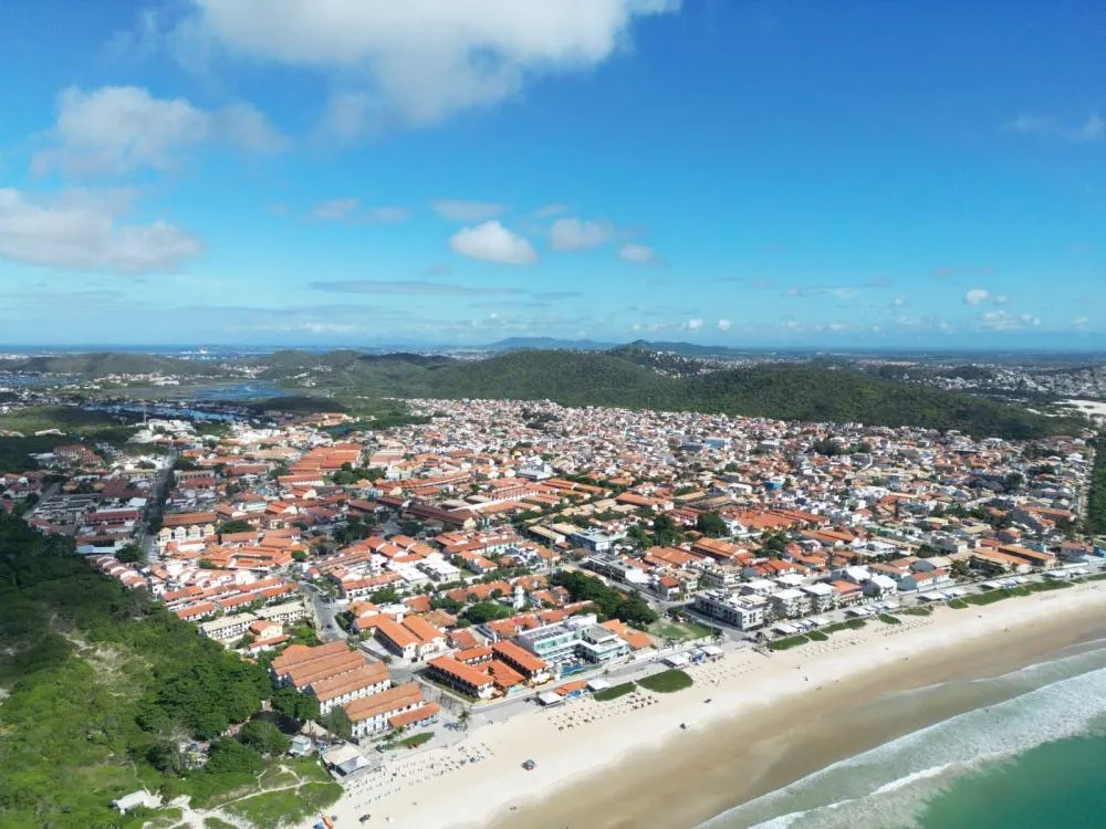 Peró perde áreas verdes e estudo alerta para avanço da degradação urbana em um dos cartões-postais de Cabo Frio