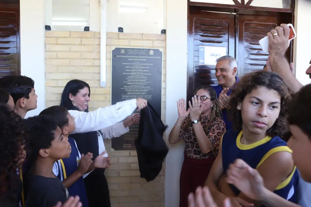 Inauguração da Escola Rocha Leão - Foto de Jorge Ronald