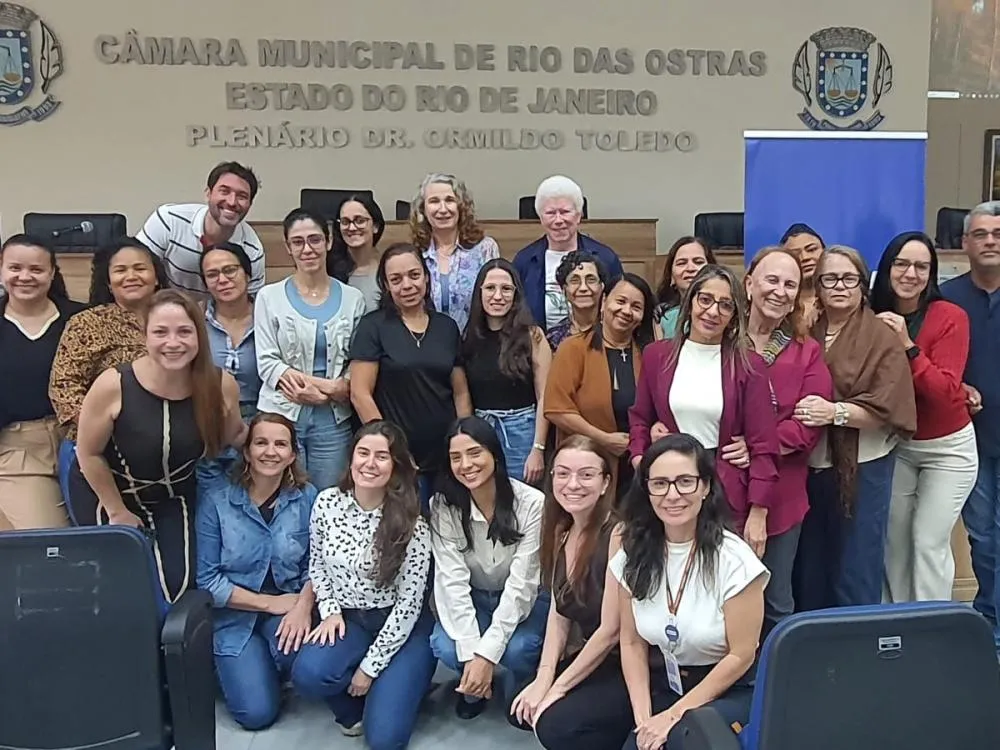 Rio das Ostras reúne empreendedores para discutir tecnologia, formalização e Bolsa Família