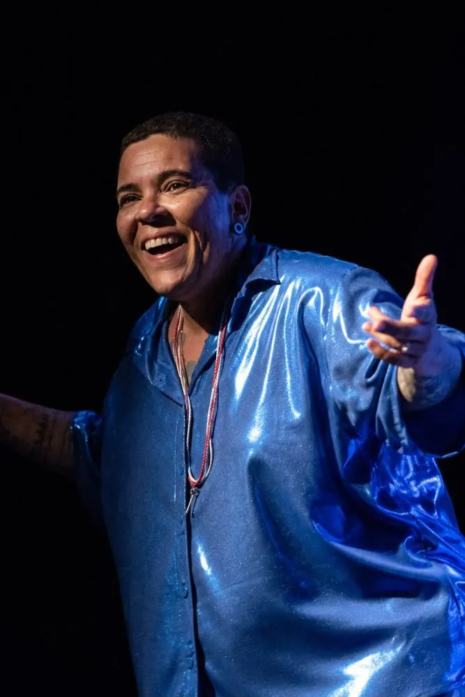 Micha & Banda faz show gratuito na estreia do Folia Libertária